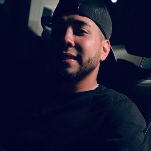 Meet your Posher, Johan javier